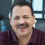 Audio – Julio Preciado hace una denuncia pública a una aerolínea porque no tienen sillas de ruedas cuando se les solicita