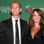 La conductora y actriz Andrea Legarreta se defiende de acusaciones y su esposo la apoya
