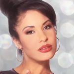 Hay un curso de Selena Quintanilla College que puedes tomar en línea