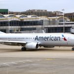 American Airlines advierte a 25,000 trabajadores de posibles despidos