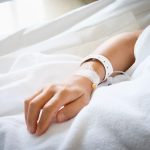 Mujer despierta después de 28 años en coma