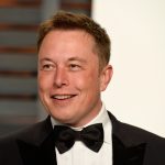 Tesla y Elon Musk desafían órdenes y reabren instalaciones en California