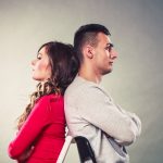 Dos actitudes que destruyen tu relación sin que te des cuenta