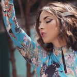 Paty Cantú estrena look para celebrar 10 años de carrera