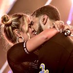 Karol G y Anuel AA lideran la categoría Mejor Pareja Latina, por el momento