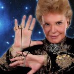 La antigua casa de Walter Mercado aún está a la venta