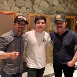 Tres generaciones unidas por la pasión de la música norteña