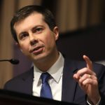 Pete Buttigieg lidera el caucus demócrata en Iowa