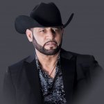 Audio – Pancho Barraza habla sobre su esposa y sobre su nuevo material para festejar sus 30 años de trayectoria