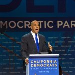 Cory Booker respalda a Joe Biden