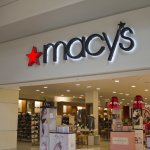 Macy’s va a despedir a la gran mayoría de sus 125,000 empleados