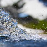 El agua no está mojada, según la ciencia