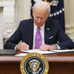 Biden pronunciará un discurso en horario de máxima audiencia el jueves para conmemorar un año del cierre de Covid-19