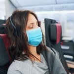 ¿Viajar en avión resaca la piel?