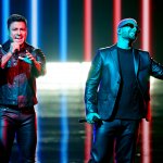 La canción ‘100 Años’ de Carlos Rivera y Maluma llega al Top 10 en la lista de Airplay del pop latino