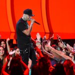 Nicky Jam y Romeo Santos se unen para ‘Fan de Tus Fotos’