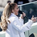 Jennifer Lopez presumió su cuerpazo en TikTok