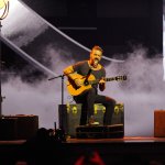 Ricardo Arjona transmitirá en vivo desde Guatemala, iluminado por 5,000 velas