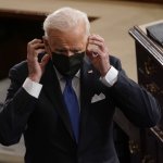 Gobierno de Biden enviará dosis de vacuna a los países más pobres