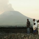 Miles de personas huyen a la ciudad congoleña de Sake tras la erupción volcánica