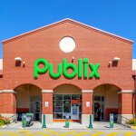 Publix ya no exigirá mascarillas a los empleados y clientes totalmente vacunados