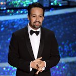 Lin-Manuel Miranda celebra el regreso de Broadway