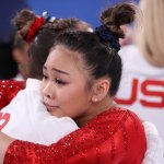 La gimnasta estadounidense Sunisa Lee ha superado el accidente de su padre para competir en los Juegos Olímpicos