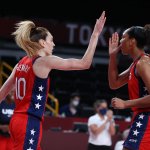 El equipo de baloncesto femenino de Estados Unidos gana su 53º partido olímpico consecutivo y pasa a las semifinales