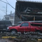 El huracán Ida deja al menos un muerto en Luisiana, mientras se desplaza hacia el norte