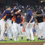 Los Astros de Houston regresan para mantener viva la Serie Mundial después de vencer a los Braves de Atlanta en el Juego 5