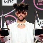 Bad Bunny, Tainy y Julieta Venegas se destacaron en el escenario de los AMAS