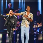 Romeo Santos lanzó su nuevo proyecto ‘Sus Huellas’