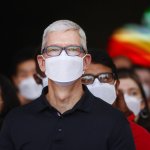 Se reveló la ganancia de Tim Cook  en la SEC