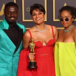 Ariana DeBose se convierte en la primera mujer de color abiertamente queer en ganar un Oscar