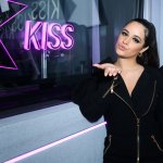 Camila Cabello bromea sombre su situación sentimental