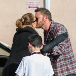 Jennifer Lopez visitó a Ben Affleck en el set de una película de Nike sin título