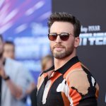 Chris Evans fue preguntado por Shakira y esto fue lo que respondió