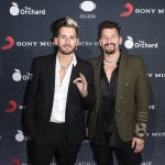 Mau y Ricky contaron experiencia que pasaron frente a Luis Fonsi