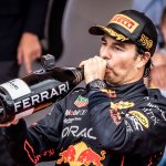 El piloto mexicano Sergio Pérez firma extensión con Red Bull hasta 2024