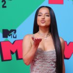 Becky G confesó que desea cantar con Ángela Aguilar y Grupo Firme