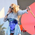 Paulina Rubio se presenta por primera vez tras la muerte de su madre