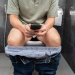 Cuidado con pasar mucho tiempo en el baño