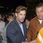 ¿Pagarías tanto por besar a William Levy por ayudar a la caridad?