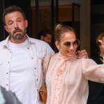 Jennifer López y Ben Affleck celebran matrimonio con amigos y familiares