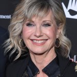 Familia, amigos y fans están de luto por la pérdida de Olivia Newton-John