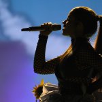 Camila Cabello, explica por qué los nuevos artistas deben ‘permanecer fieles a sí mismos’