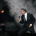 Luis Miguel anuncia gira para el 2023