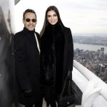 Marc Anthony y su nueva esposa, Nadia Ferreira, esperan su primer bebé juntos