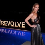 Jennifer López lanzará calzado con Revolve