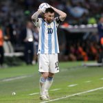 Camisetas de Lionel Messi en la Copa del Mundo 2022 podrían superar los $10 millones en Sotheby’s